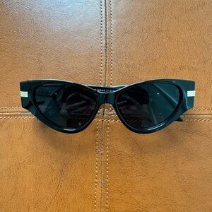 Le Specs x Missoma cat eye sunglasses